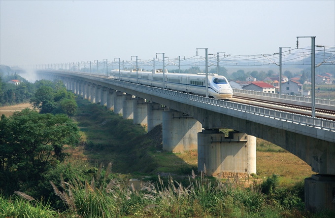 �µ���ش��?q��)��? /></a>
                                            </td>
                                        </tr>
                                        <tr>
                                            <td align=