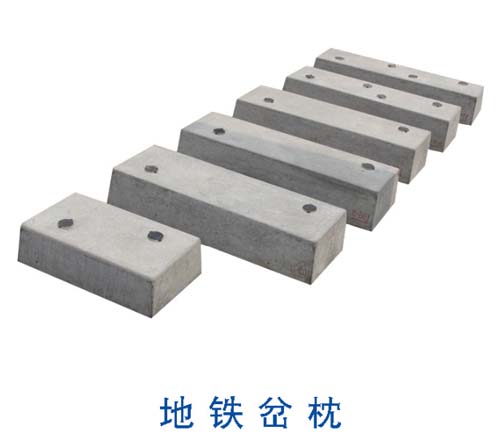 ���F����